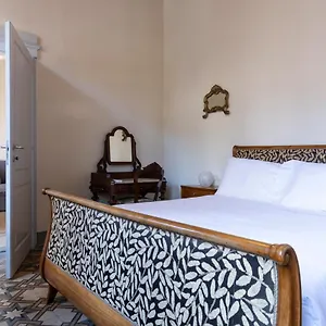 Fossi Elegant Apartment
